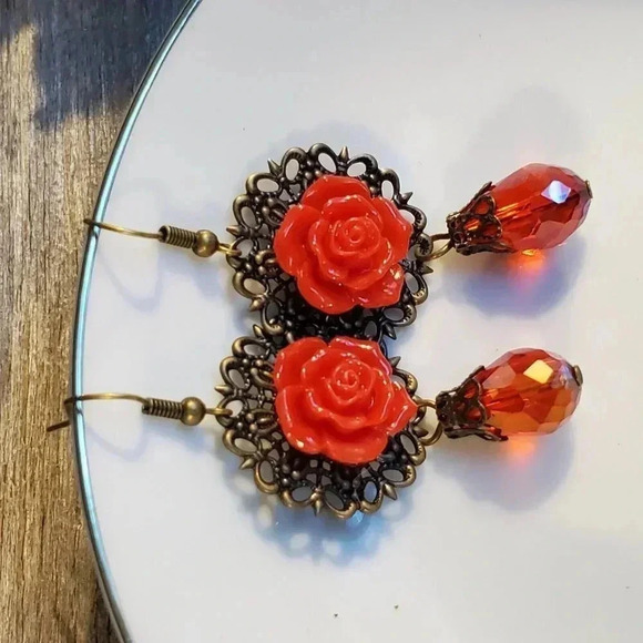 Lacy Bronze Filigree Red Rose Cabochon Teardrop Cut Crystal Earrings - Picture 3 of 5